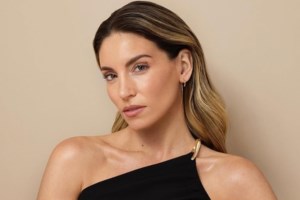 Η Αθηνά Οικονομάκου με μαγιό στην Αργεντινή - Οι νέες φωτογραφίες από το ταξίδι της με τον Μπρούνο Τσερέλα